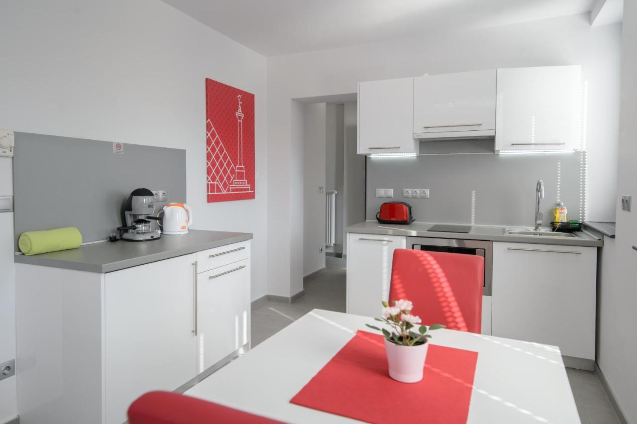 Hr Apartmanhaz Eger Exterior photo
